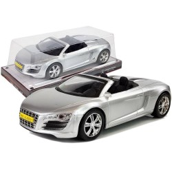 Kabriolet z naciągiem srebrny 1:18