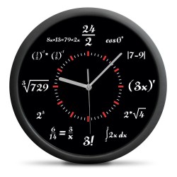 Zegar ścienny z działaniami matematycznymi