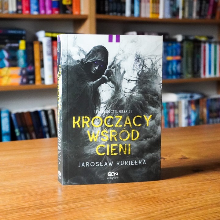 Kroczący wśród cieni. I przekroczył granicę