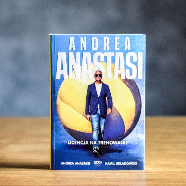 Okładka książki Andrea Anastasi. Licencja na trenowanie