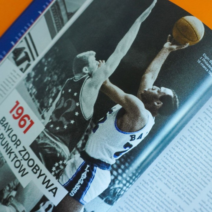 Okładka książki 75 lat NBA. Ilustrowana historia najlepszej koszykarskiej ligi świata w księgarni Labotiga