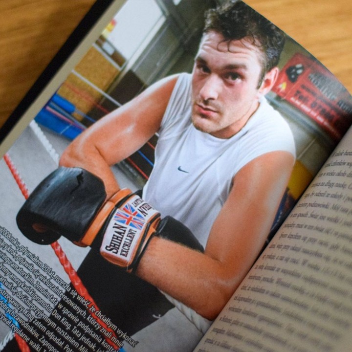 Okładka książki Tyson Fury. Bez maski w księgarni sportowej Labotiga