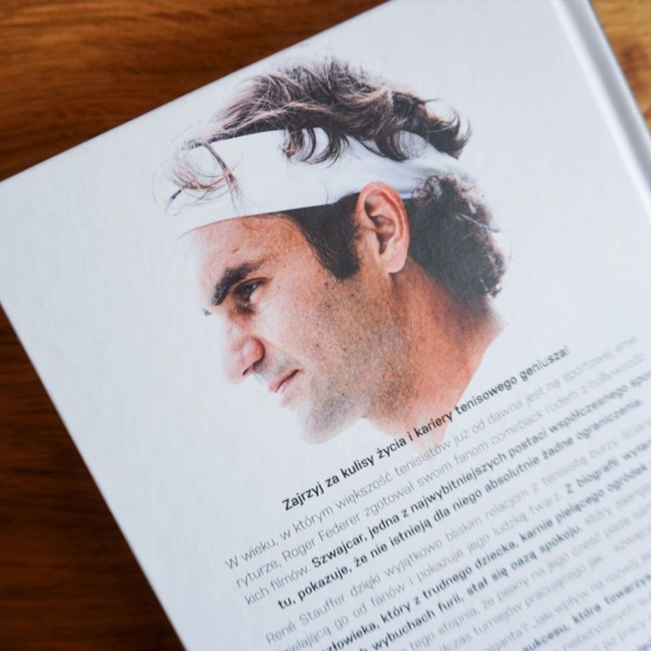 Okładka książki sportowej Roger Federer. Biografia w księgarni Labotiga