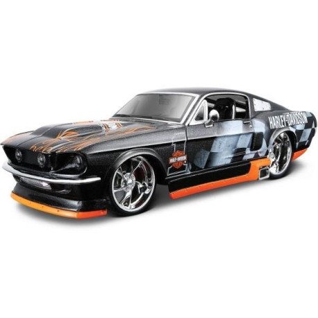 Ford Mustang GT 1:24