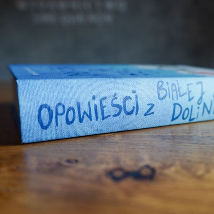 Okładka książki Opowieści z Białej Doliny w księgarni Labotiga