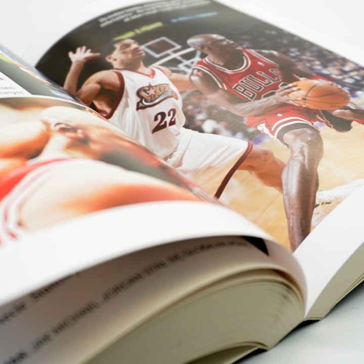 Jumpman. Jak Michael Jordan stał się globalną ikoną | Książka na labotiga.pl
