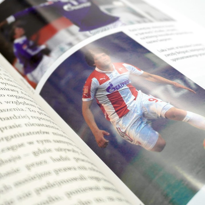 Stawka większa niż futbol. Co koszulki piłkarskie mówią o polityce, pieniądzach i władzy?
