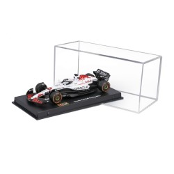 Formula (With Helmet & Plastic Stand) 1:43