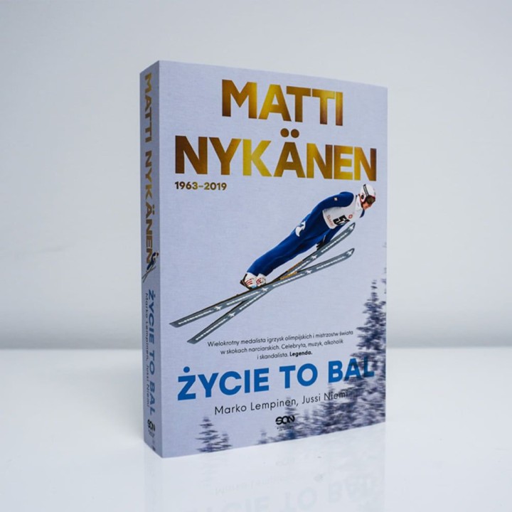 Okładka książki Matti Nykänen. Życie to bal w księgarni sportowej Labotiga