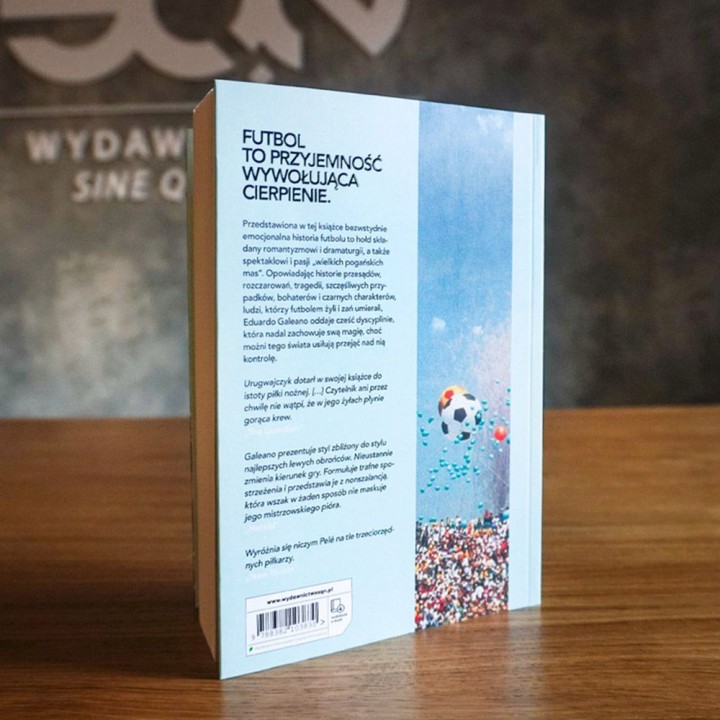 Okładka książki SQN Originals: Futbol w słońcu i w cieniu w księgarni Labotiga