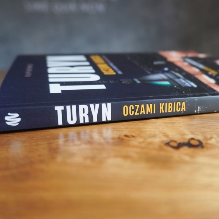 Okładka SQN Originals: Turyn oczami kibica oraz w obiektywie One+Nine Images
