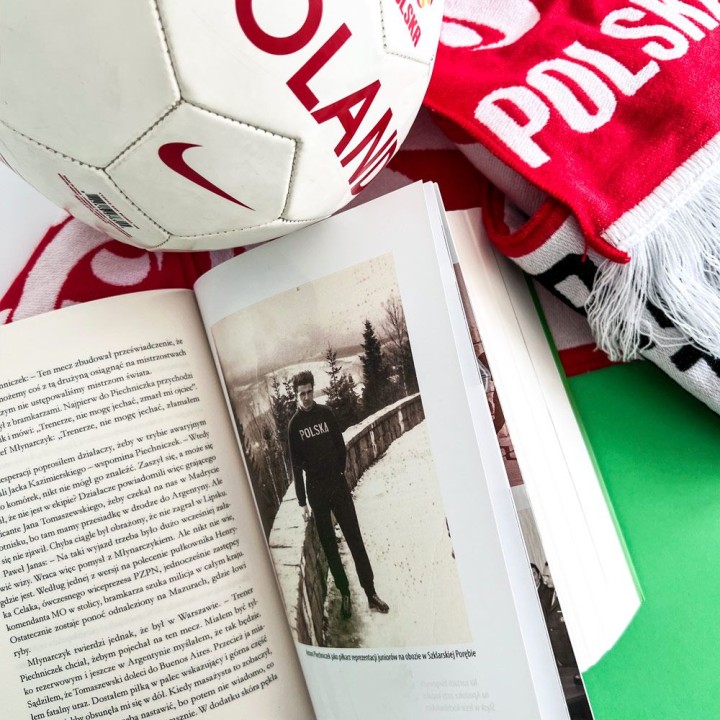 Okładka książki SQN Originals: Antoni Piechniczek. Bezkompromisowa biografia w księgarni Labotiga