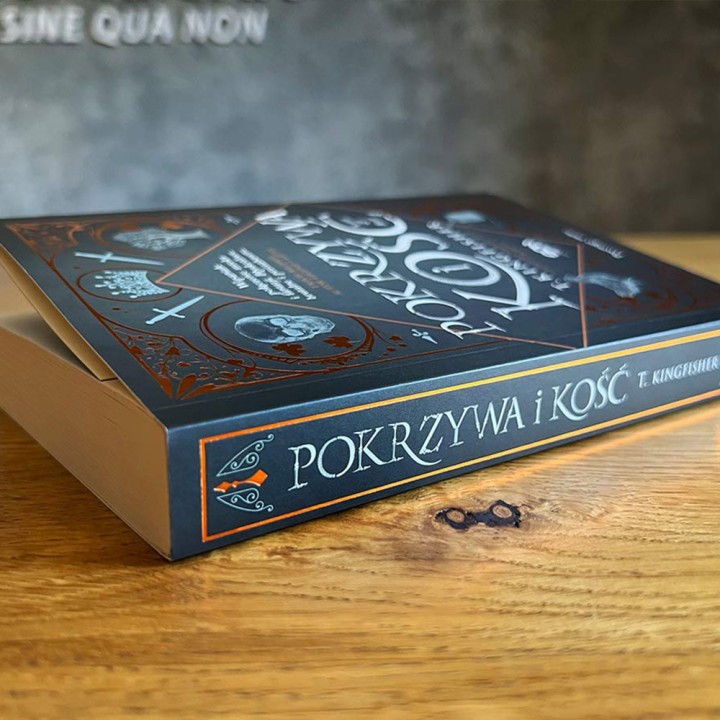 Pokrzywa i kość