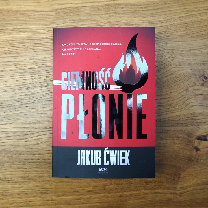 Ciemność płonie. Wydanie II