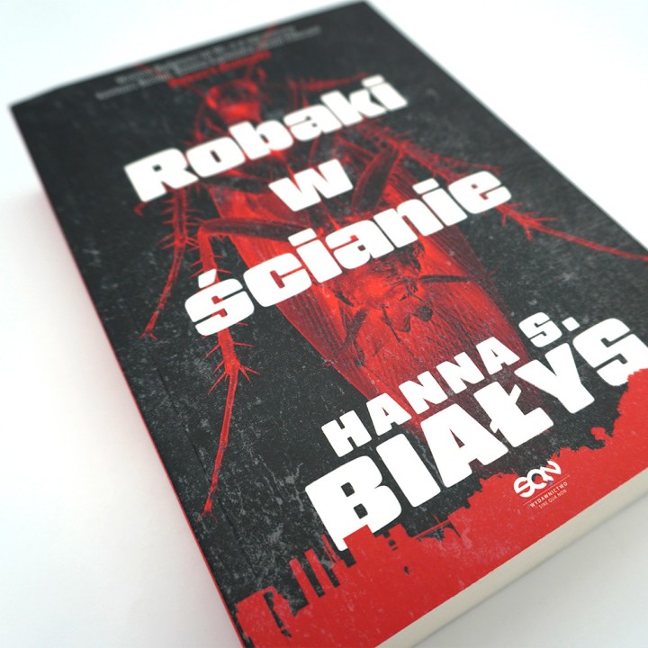 Robaki w ścianie