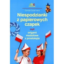 Niespodzianki z papierowych czapek czyli origami..